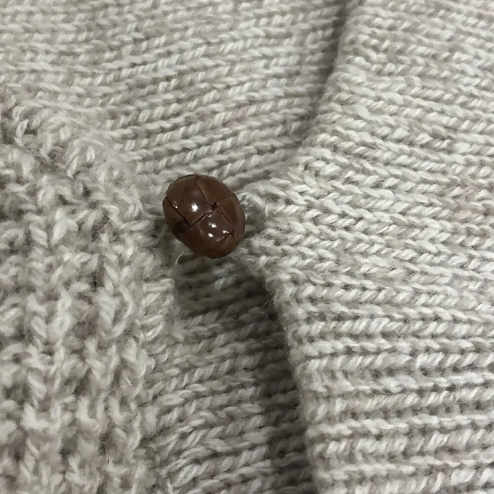 Vintage Woolrich Sweater Mens Large Tan Neutral Tweed Blend Wooden Button - Picture 2 of 7